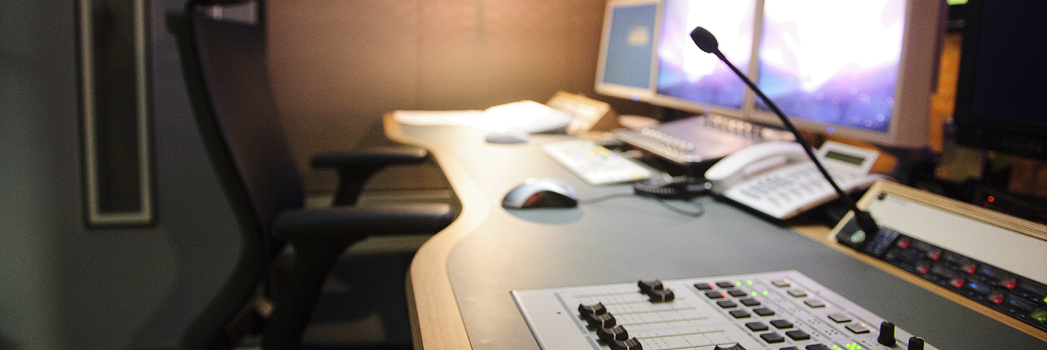 Lydstudio med kontrollpanel - fullstendig vibrasjonsisolert fra andre bygningsdeler